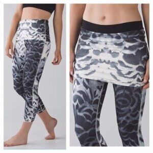 LULULEMON || Special Edition Pretty Plume Angel Wing Dance Leggings